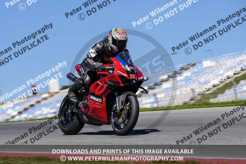 motorbikes;no limits;peter wileman photography;portimao;portugal;trackday digital images